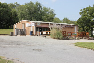 505 Eisenhower Memorial Dr, Lecompton, KS for sale Building Photo- Image 1 of 1