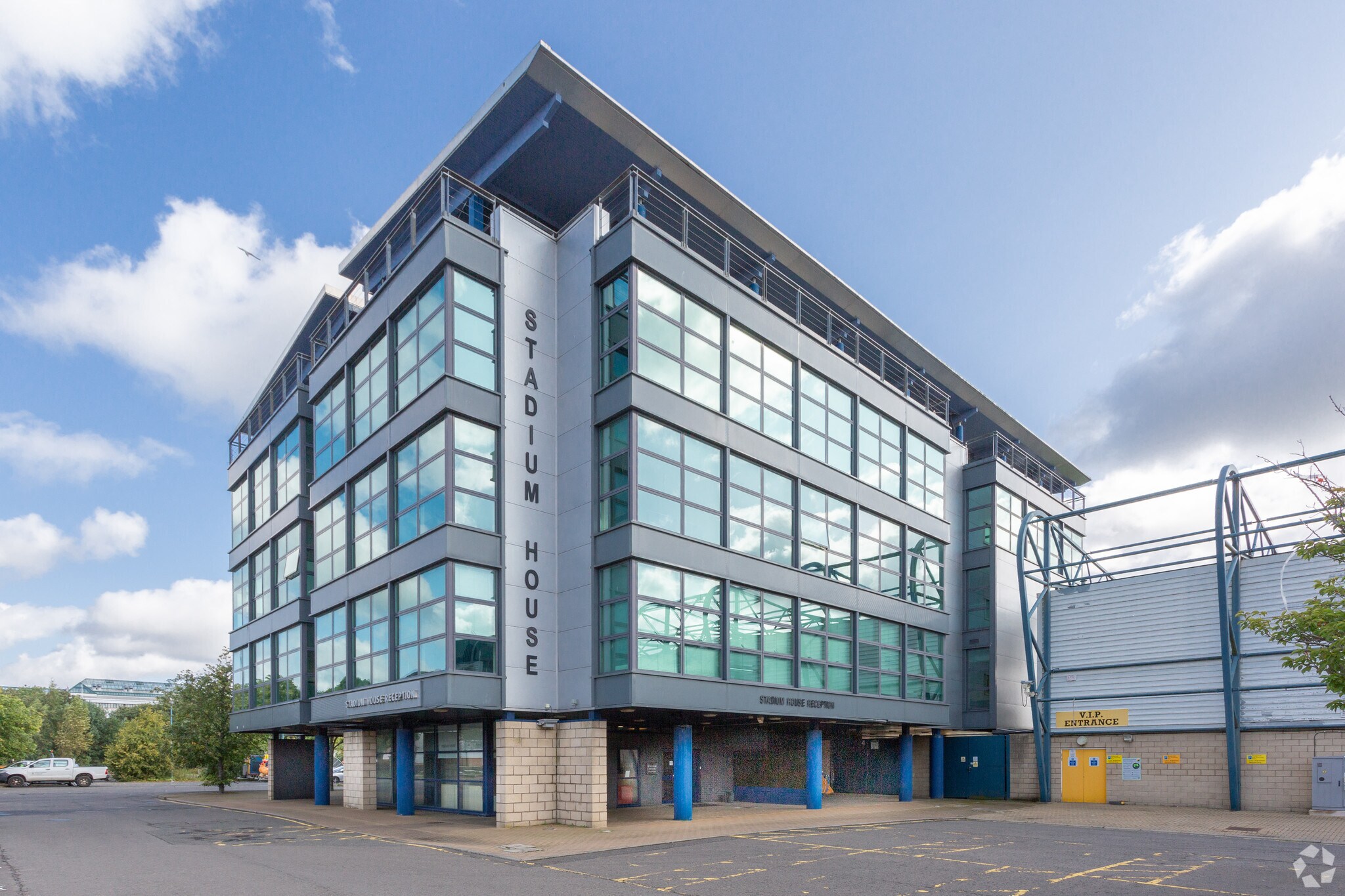 Alderstone Rd, Livingston for sale Primary Photo- Image 1 of 1