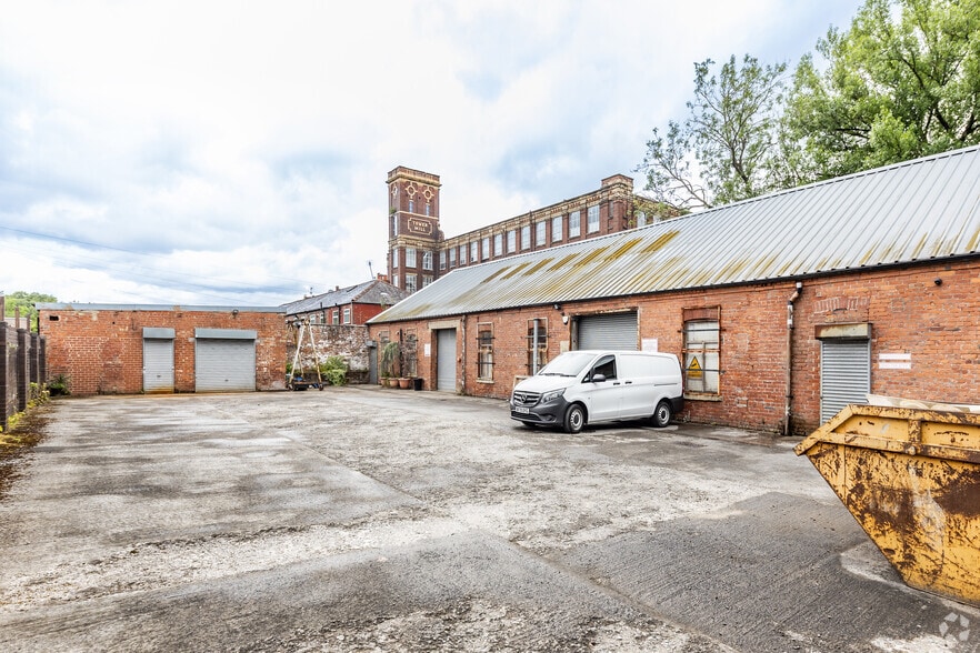 Sandy Ln, Dukinfield for sale - Primary Photo - Image 1 of 1