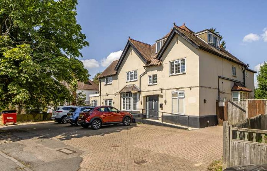 Residential Care & Supported Living portfolio of 4 properties for sale on LoopNet.co.uk - Primary Photo - Image 2 of 4