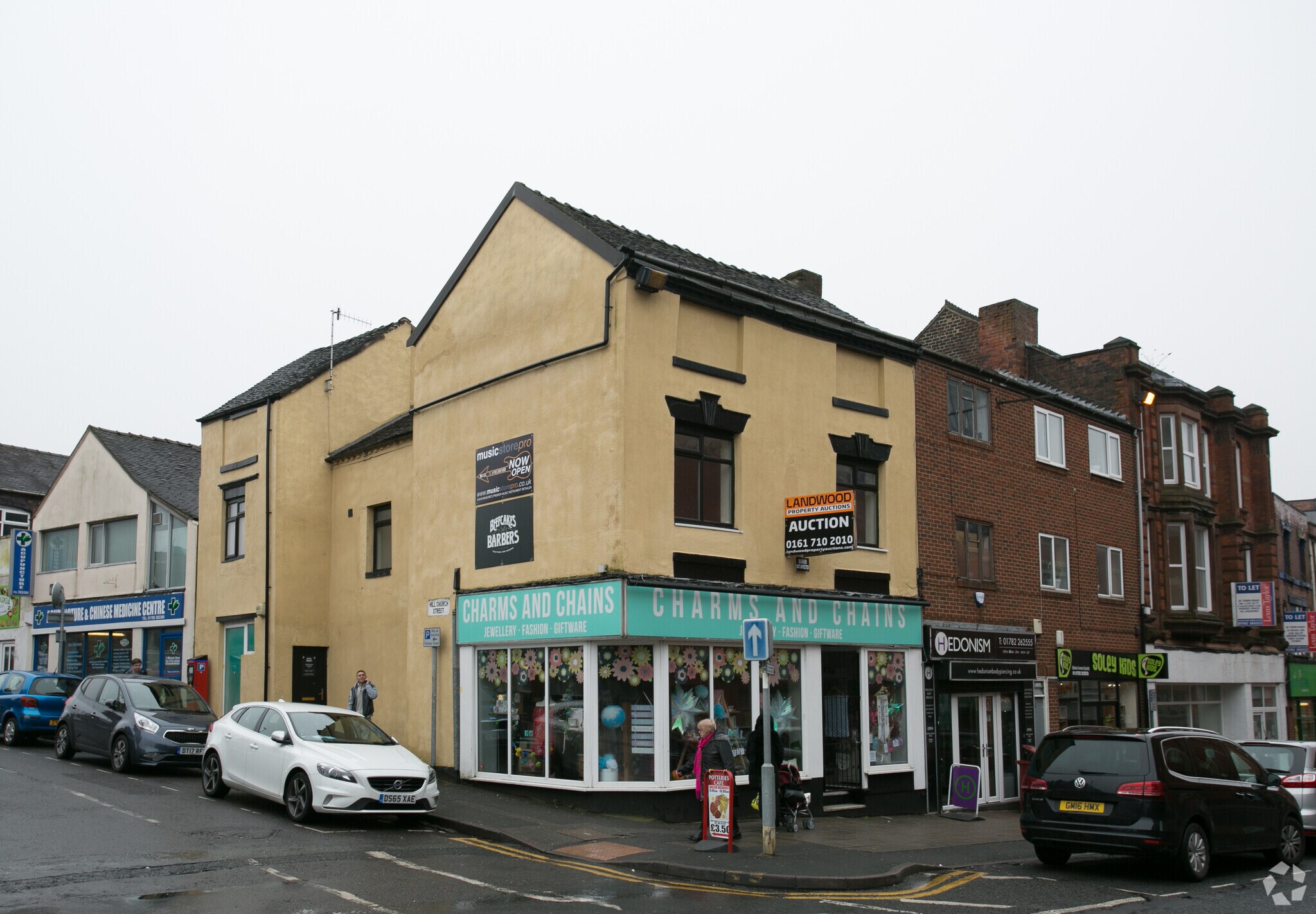 32 Town Rd, Stoke On Trent for sale Primary Photo- Image 1 of 1