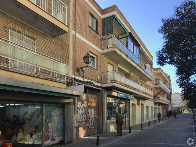 Residential in Madrid, MAD for sale - Primary Photo - Image 1 of 1