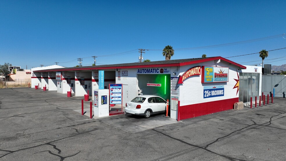 2530 S Wilmot Rd, Tucson, AZ for sale - Building Photo - Image 2 of 23