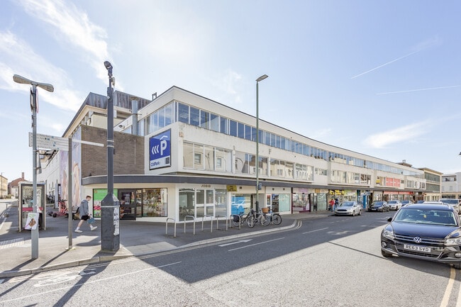 More details for 5-39 Winchcombe St, Cheltenham - Retail to Rent