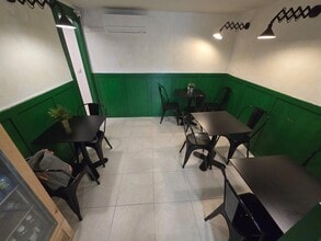 Retail in Barcelona, Barcelona to rent Interior Photo- Image 2 of 14