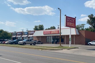 2809 NW 10th St, Oklahoma City, OK for rent Building Photo- Image 1 of 6