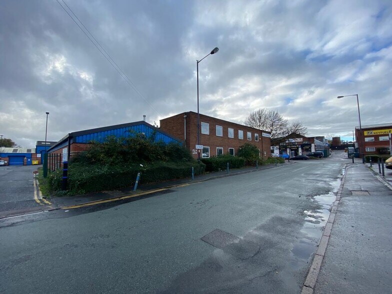 170 Queen St, Walsall for sale - Building Photo - Image 1 of 1