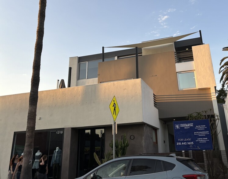 1319 Abbot Kinney Blvd, Venice, CA for rent - Building Photo - Image 2 of 48