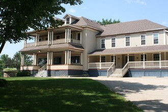 213 N Main St, Poynette, WI for sale Building Photo- Image 1 of 11