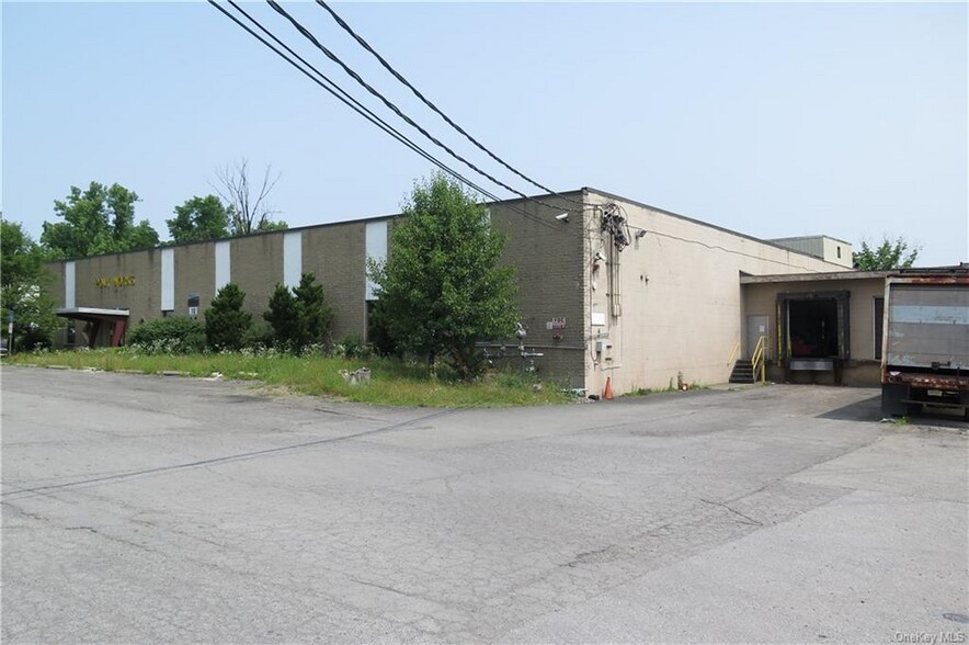 110 Corporate Dr, New Windsor, NY for rent - Primary Photo - Image 1 of 10