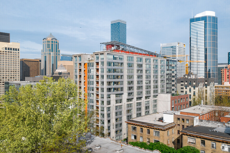 805 Madison St, Seattle, WA for rent - Building Photo - Image 3 of 9