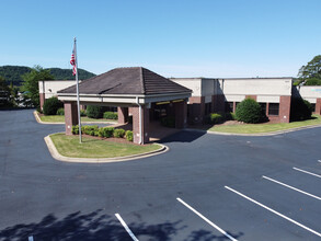 165-181 Cahaba Valley Pky, Pelham, AL for rent Building Photo- Image 1 of 9