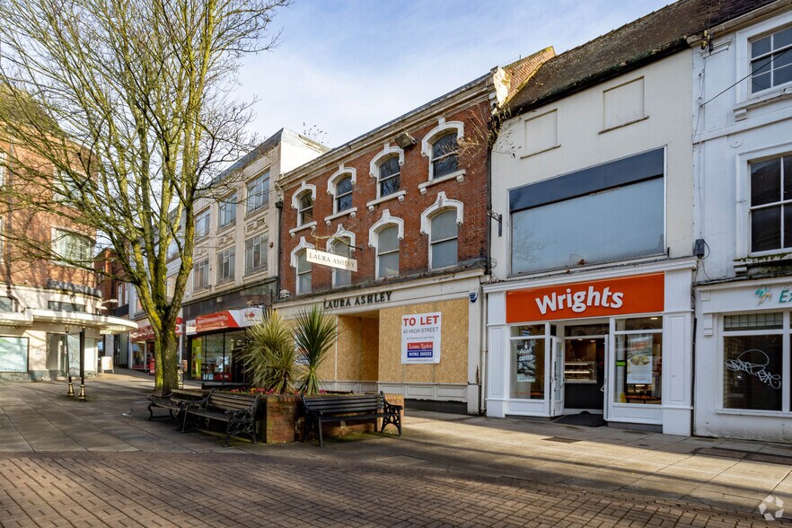 45 High St, Newcastle Under Lyme for sale - Primary Photo - Image 1 of 1