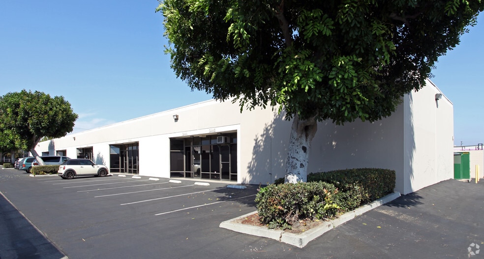 3426-3446 W Harvard St, Santa Ana, CA for rent - Building Photo - Image 2 of 6