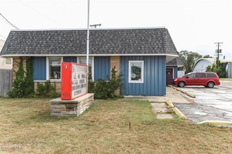 2295 M-139, Benton Harbor, MI for sale Primary Photo- Image 1 of 1