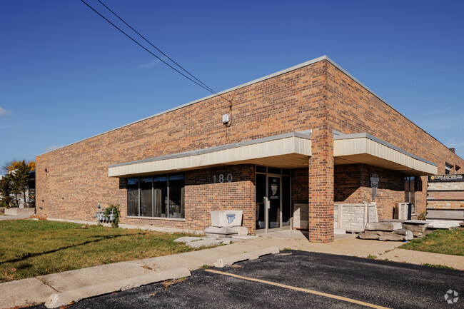 More details for 180 Shepard Ave, Wheeling, IL - Industrial for Sale