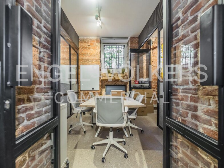 Office in Madrid, Madrid to rent - Interior Photo - Image 2 of 4