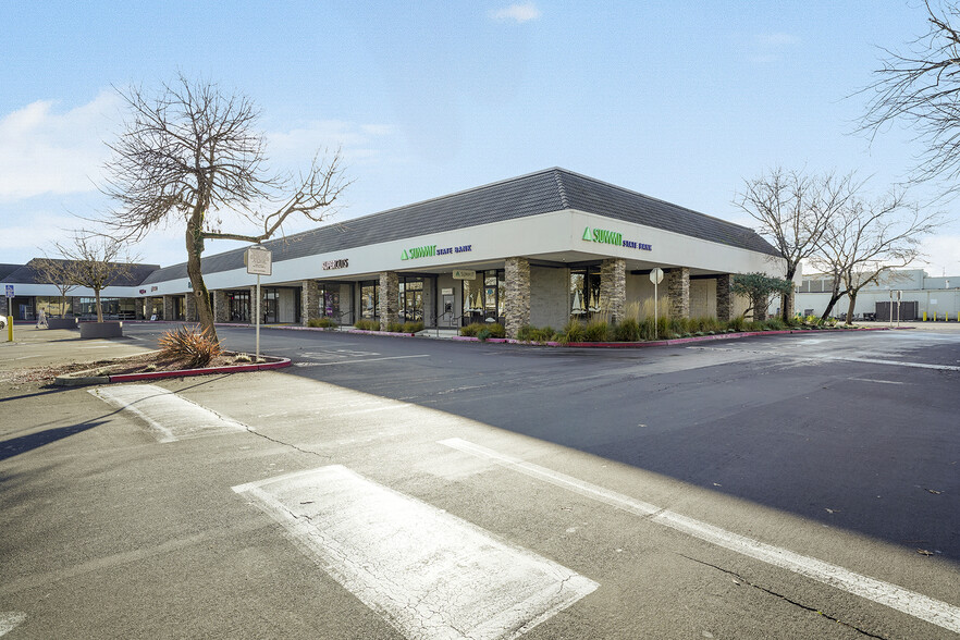 15-190 Raleys Towne Ctr, Rohnert Park, CA for rent - Building Photo - Image 3 of 4