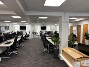 17 Park St, Guernsey to rent Interior Photo- Image 2 of 8