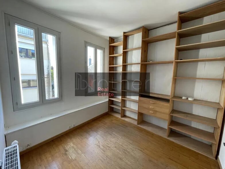 Office in Bordeaux to rent - Building Photo - Image 2 of 6