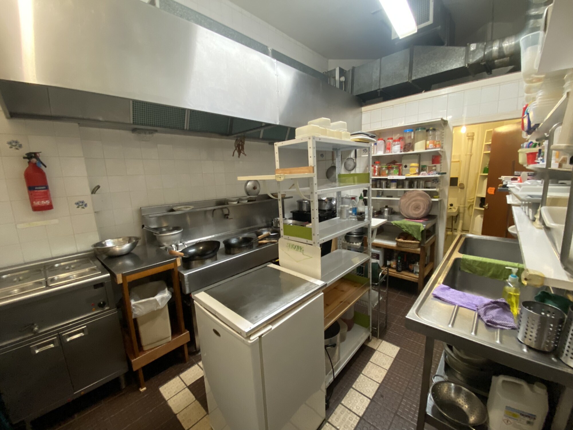 16 Polwarth Gdns, Edinburgh to rent Interior Photo- Image 1 of 2