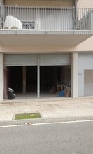 Retail in Calafell, Tarragona to rent Interior Photo- Image 1 of 10