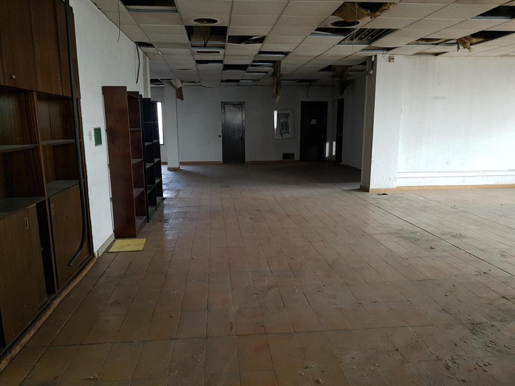 Sabadell, BAR 08203 - Unit 01 -  - Interior Photo - Image 2 of 7