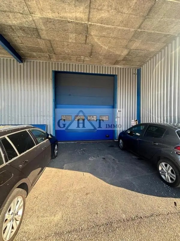 Office in Gennevilliers to rent Building Photo- Image 1 of 11