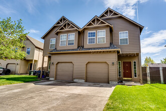 600-605 S 41st Ct, Springfield, OR for sale Primary Photo- Image 1 of 28