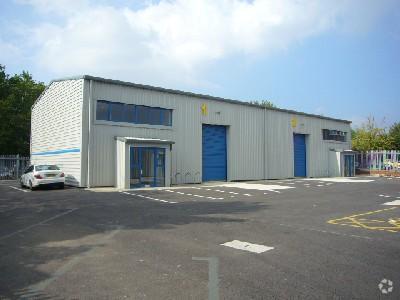 41 Brownfields, Welwyn Garden City for sale Primary Photo- Image 1 of 1