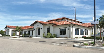 1337 S Lovers Ln, Visalia, CA for sale Primary Photo- Image 1 of 1