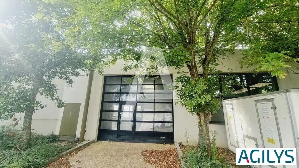 Location Local d'activités 131 m² à 1 235 m² - Photo 1