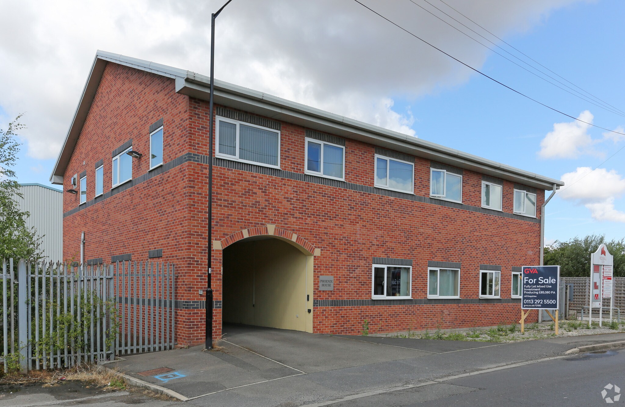 Redwall Clos, Dinnington for sale Primary Photo- Image 1 of 1