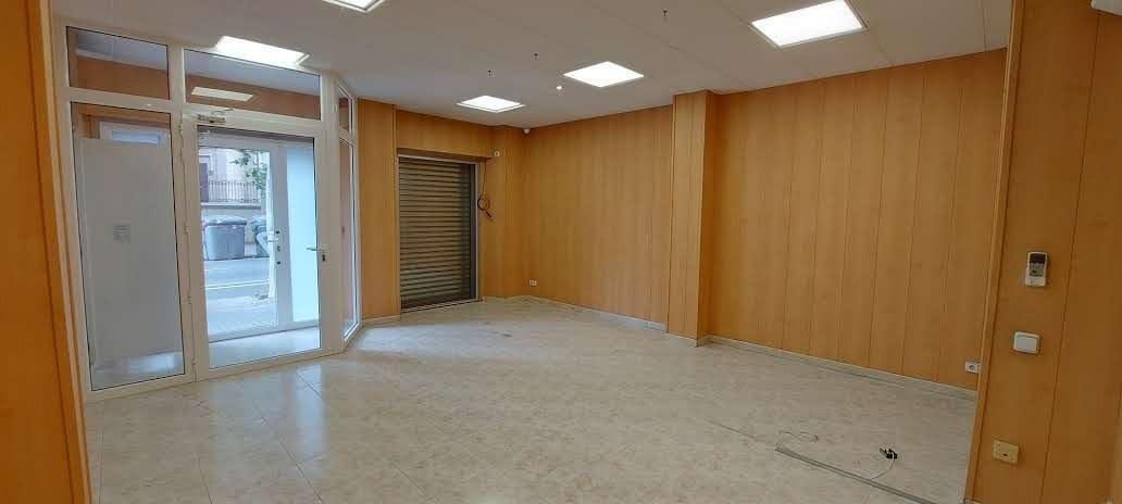 Retail in Barcelona, Barcelona to rent Interior Photo- Image 1 of 13