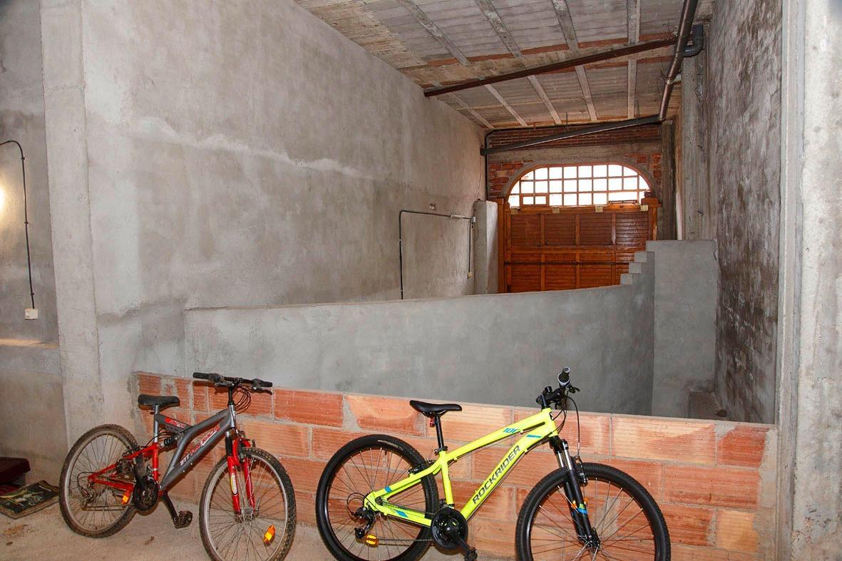 Alcanar, TAR 43569 - Unit Loc - - Interior Photo - Image 2 of 13