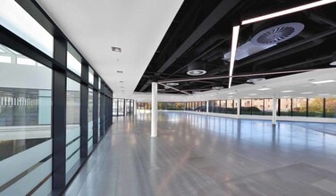 1 Tanfield, Edinburgh to rent Interior Photo- Image 2 of 6