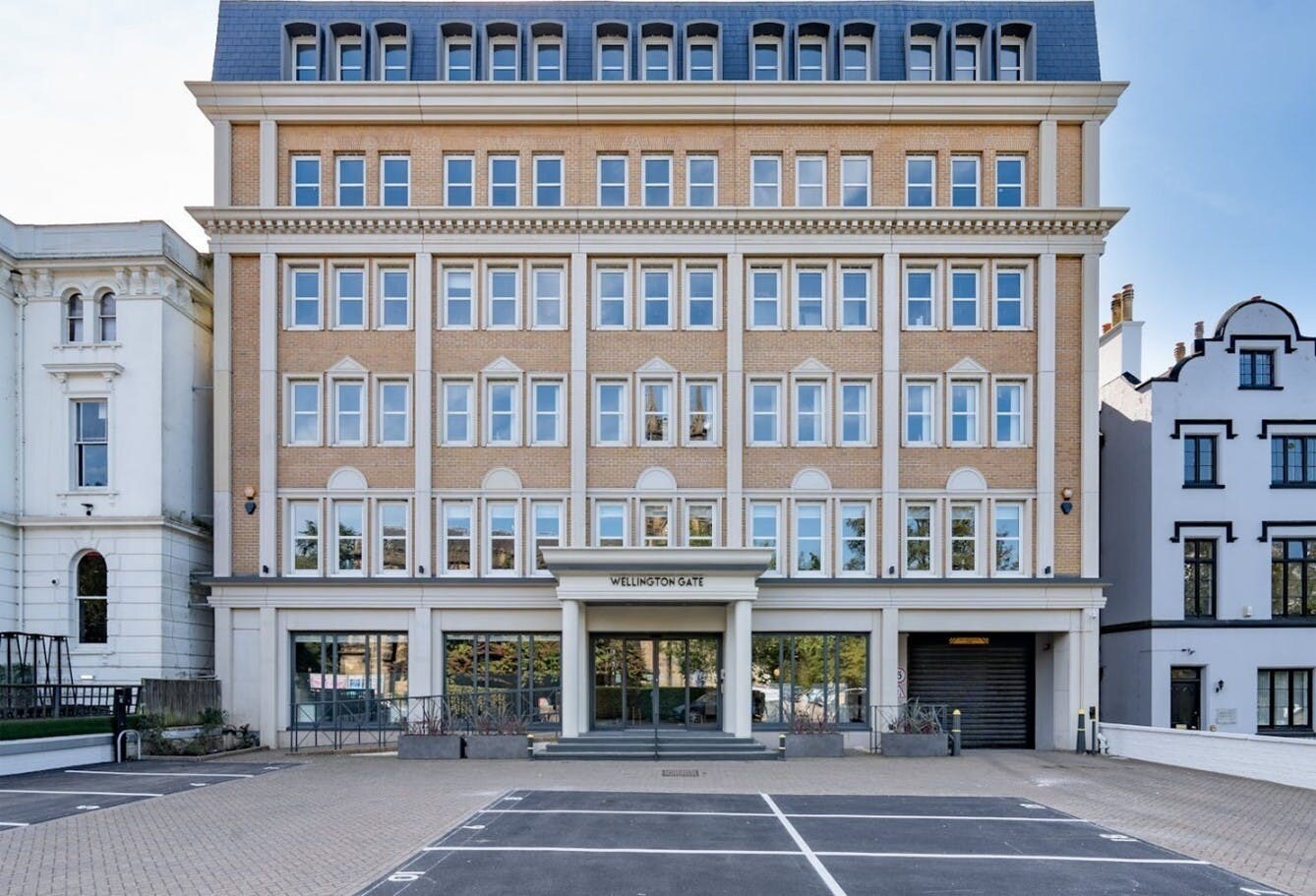 7-9 Church Rd, Tunbridge Wells to rent Building Photo- Image 1 of 7