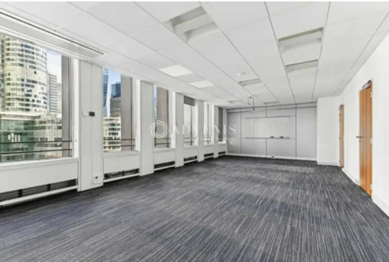 Office in Puteaux to rent - Interior Photo - Image 3 of 5