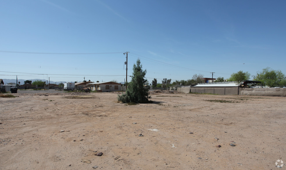 1131-1135 E Buckeye Rd, Phoenix, AZ for sale - Building Photo - Image 1 of 6