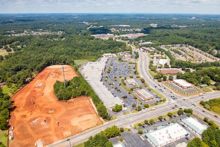 3320-3370 Sugarloaf Pky, Lawrenceville, GA for rent - Aerial - Image 3 of 13