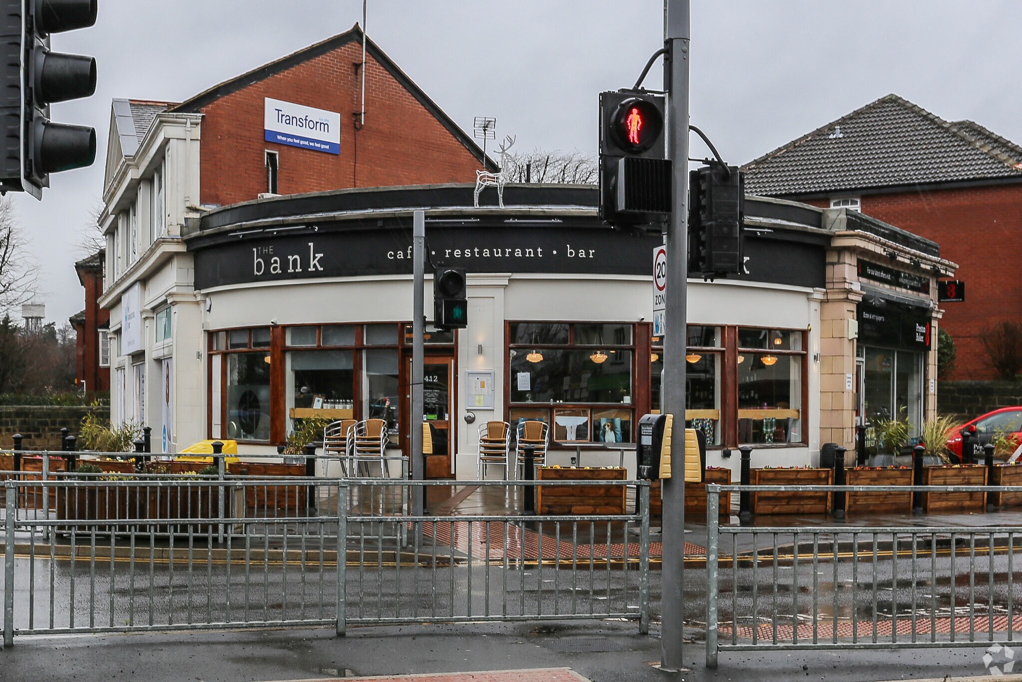 412 Harrogate Rd, Leeds for sale Primary Photo- Image 1 of 1