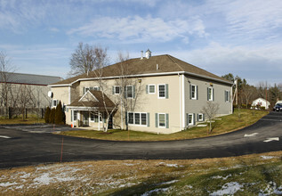 584 Roosevelt Trl, Windham, ME for sale Primary Photo- Image 1 of 1