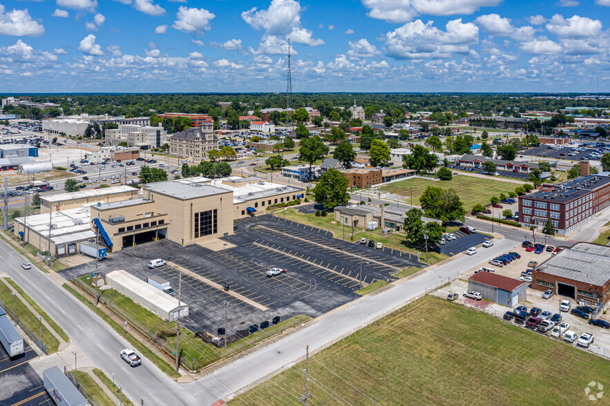 651 N Boonville Ave, Springfield, MO for sale - Aerial - Image 1 of 1