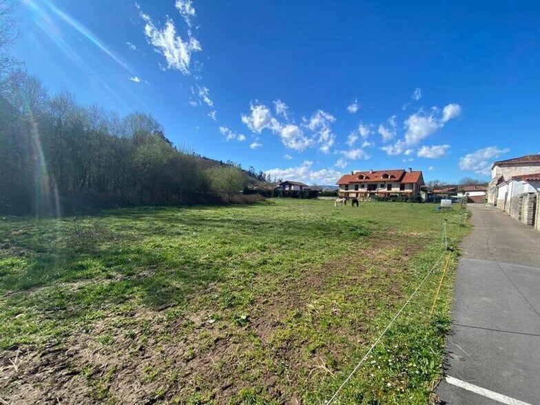 Barrio Caranceja, 1033, Reocín, Cantabria for sale - Primary Photo - Image 2 of 15