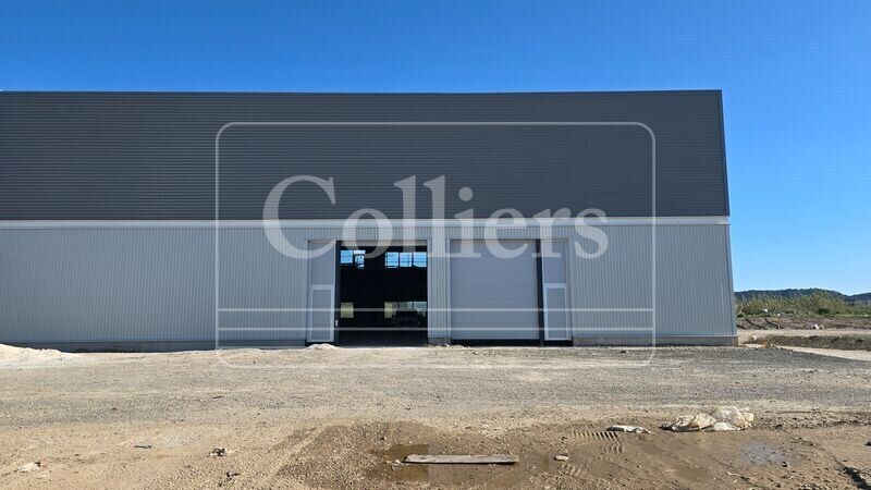 Light Industrial in Marignane for sale - Building Photo - Image 3 of 7