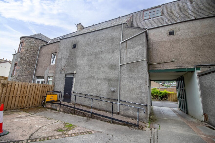 1-4 Teviot Crescent, Hawick for sale - Building Photo - Image 2 of 3
