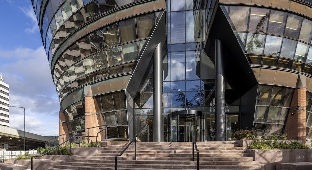 201 Talgarth Rd, London to rent Building Photo- Image 1 of 16