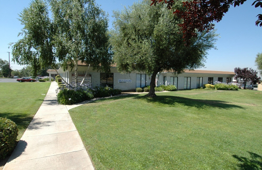 34675 Yucaipa Blvd, Yucaipa, CA for rent - Building Photo - Image 1 of 2