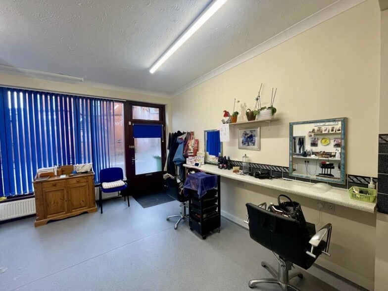 7 Black Bull Road, Folkestone for sale - Building Photo - Image 2 of 14