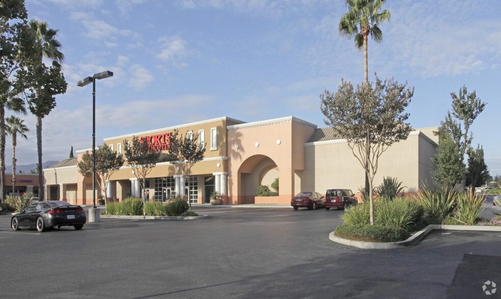 620-696 Blossom Hill Rd, San Jose, CA to rent - Building Photo - Image 3 of 10